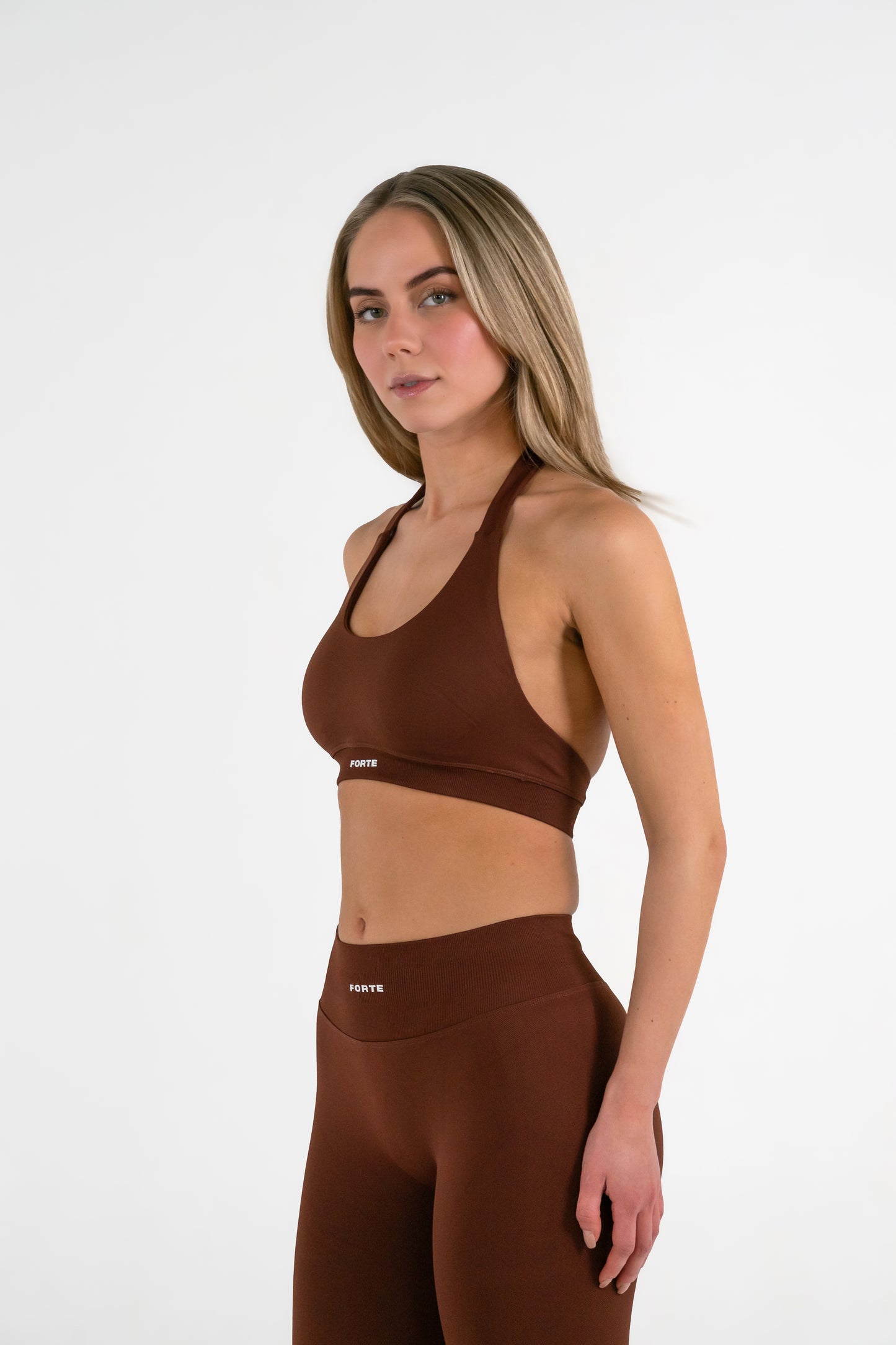 Forte Gymwear Dames Sportbeha Bruin - Zijkant